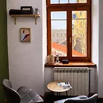 Old Town Trotters Heritage Apartman *